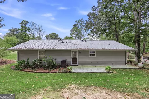 Exterior - 4844 Forest Blvd, Gainesville, GA 30506 photo 4 of 7