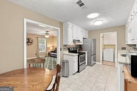 Kitchen - 4844 Forest Blvd, Gainesville, GA 30506 photo 1 of 2