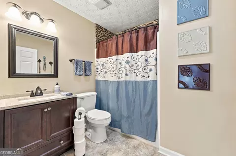 Bath - 4844 Forest Blvd, Gainesville, GA 30506 photo 1 of 1