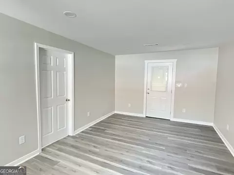 Living - 109 Vernon St, Toccoa, GA 30577 photo 1 of 1