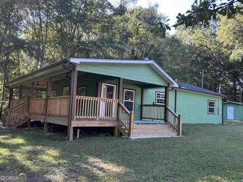 Exterior - 109 Vernon St, Toccoa, GA 30577 photo 3 of 3