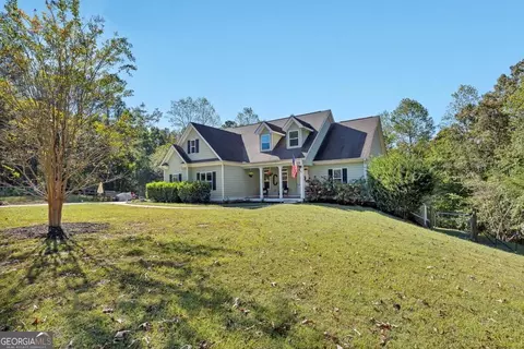 Exterior - 810 Flatbottom Rd, Ball Ground, GA 30107 photo 2 of 8