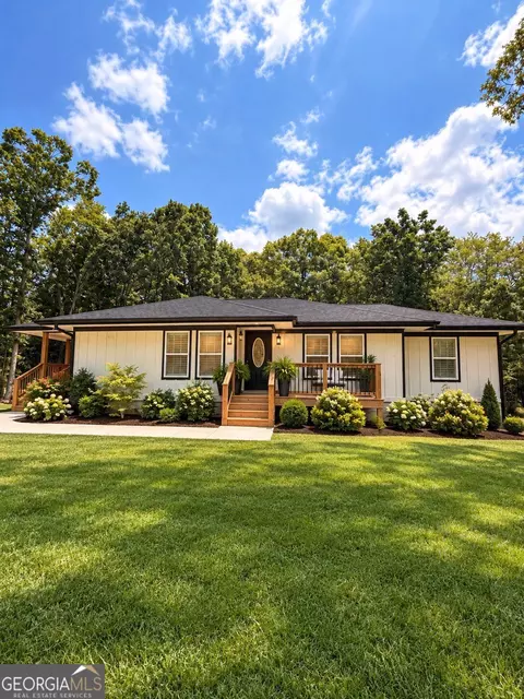 4092 Leach Rd, Gainesville, GA 30506