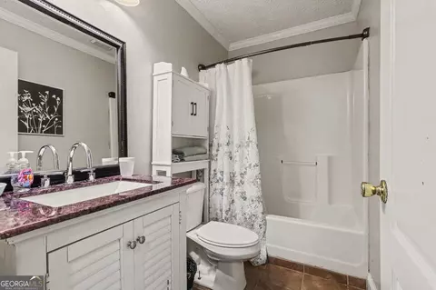 Bath - 50 Trelawney Ln, Covington, GA 30016 photo 3 of 4