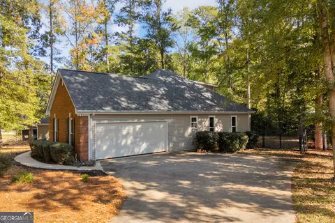 Exterior - 145 Crestview Dr, Jefferson, GA 30549 photo 13 of 14