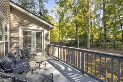 Exterior - 145 Crestview Dr, Jefferson, GA 30549 photo 4 of 14