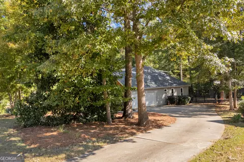 Exterior - 145 Crestview Dr, Jefferson, GA 30549 photo 14 of 14