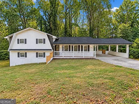3450 Spring Valley Blvd, College Park, GA 30349