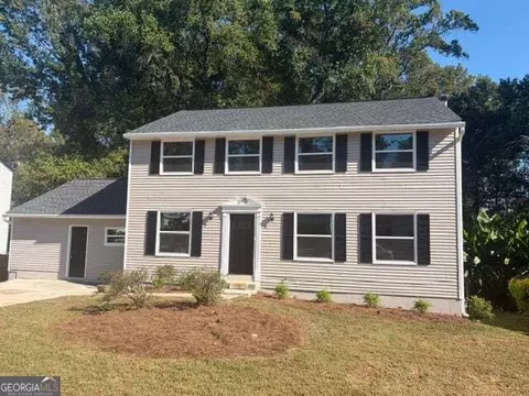 1455 Parkmont Dr, Roswell, GA 30076