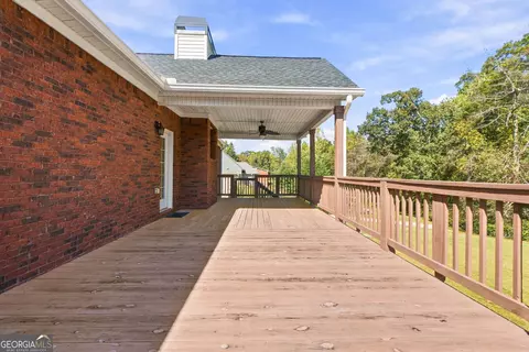 Exterior - 226 Hummingbird Ct, Hampton, GA 30228 photo 4 of 4
