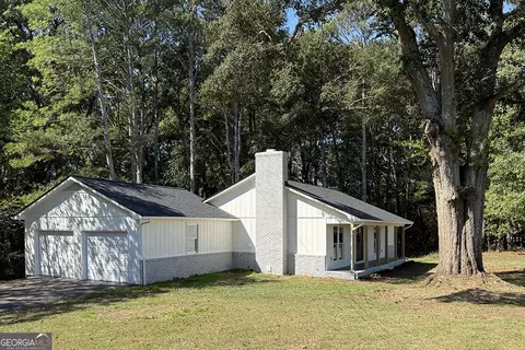 1230 Astondale Rd, Bishop, GA 30621