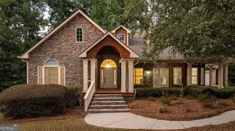 Exterior - 1805 Stephens Ct, Monroe, GA 30656 photo 18 of 22