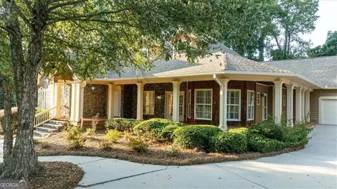 Exterior - 1805 Stephens Ct, Monroe, GA 30656 photo 12 of 22