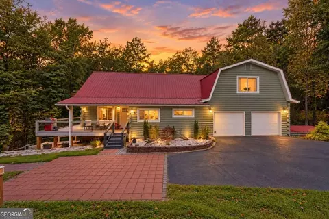 5441 Carolean St, Gainesville, GA 30506