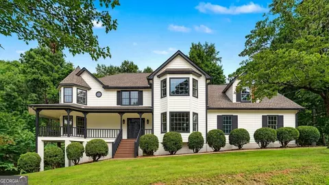228 Nacoochee Dr, Woodstock, GA 30188