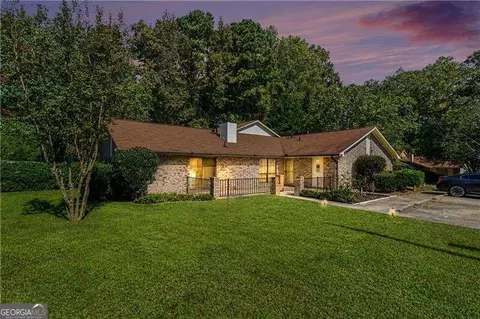 1238 Shannon Way SW, Marietta, GA 30008