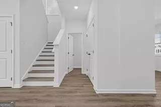 Entry Way - 3875 Breton Cv, Bethlehem, GA 30620 photo 2 of 6