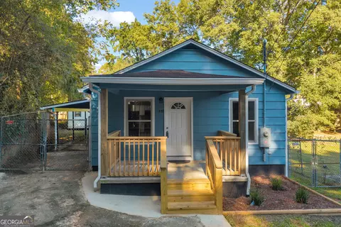 Exterior - 232 S Pine St, Toccoa, GA 30577 photo 1 of 2
