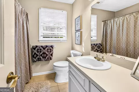 Bath - 126 Ashling Dr, Lagrange, GA 30240 photo 3 of 3