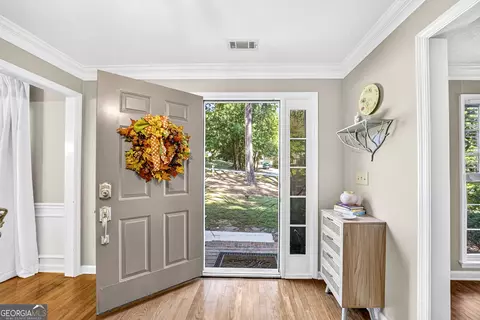 Entry Way - 126 Ashling Dr, Lagrange, GA 30240 photo 3 of 4