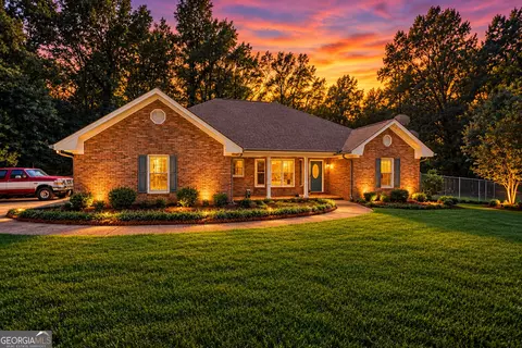 800 Lester Mill Rd, Locust Grove, GA 30248