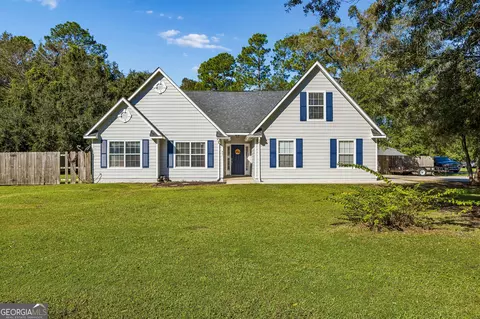 451 Marys Dr, Woodbine, GA 31569
