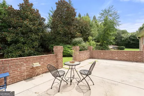 Exterior - 1132 Venetian Ln, Hampton, GA 30228 photo 4 of 5