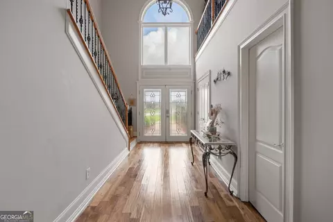 Entry Way - 1132 Venetian Ln, Hampton, GA 30228 photo 2 of 6