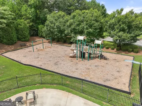 View/Area - 1132 Venetian Ln, Hampton, GA 30228 photo 8 of 9