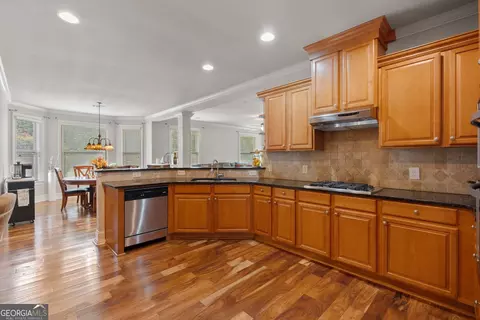 Kitchen - 1132 Venetian Ln, Hampton, GA 30228 photo 1 of 2