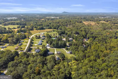 View/Area - 64 White Valley Dr, Toccoa, GA 30577 photo 8 of 12