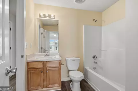 Bath - 235 Hillside Oak Ln, Covington, GA 30016 photo 5 of 7