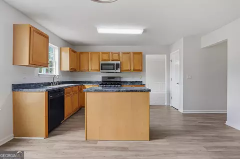 Kitchen - 235 Hillside Oak Ln, Covington, GA 30016 photo 2 of 4