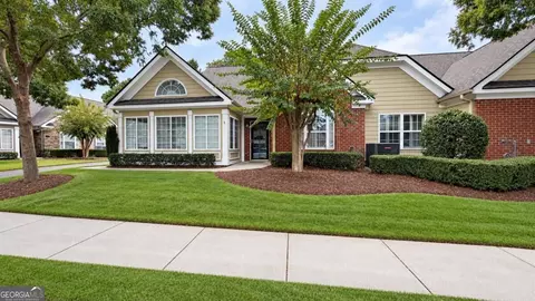 2104 Sweet Apple Cir, Alpharetta, GA 30004