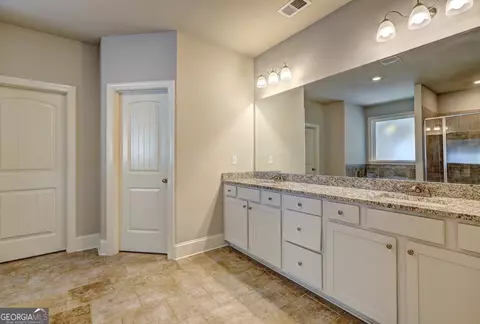 Entry Way - 100 Ruby Ln, Mcdonough, GA 30252 photo 2 of 3