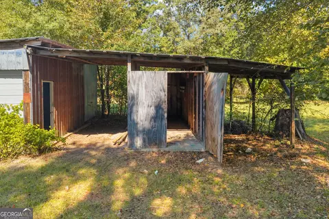 Exterior - 1836 Mize Rd, Toccoa, GA 30577 photo 8 of 10