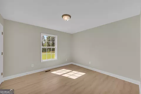 Bedroom - 1836 Mize Rd, Toccoa, GA 30577 photo 1 of 6