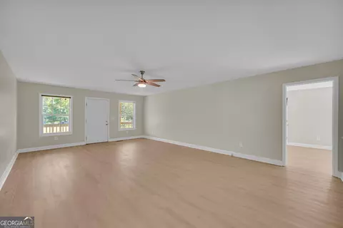 Living - 1836 Mize Rd, Toccoa, GA 30577 photo 6 of 7