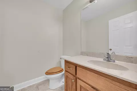 Bath - 1836 Mize Rd, Toccoa, GA 30577 photo 3 of 5