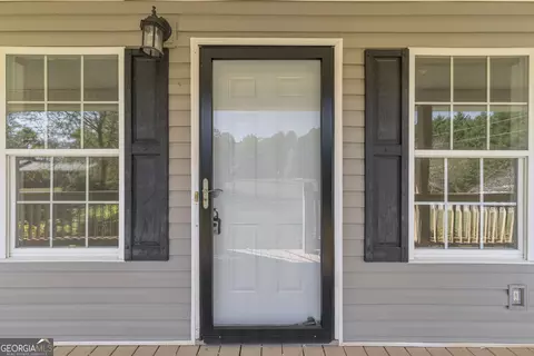 Entry Way - 1836 Mize Rd, Toccoa, GA 30577 photo 5 of 5