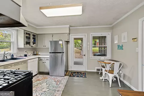 Kitchen - 1120 Maple Dr, Griffin, GA 30224 photo 2 of 2