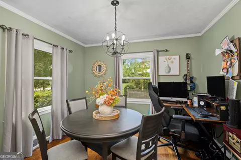 Dining - 1120 Maple Dr, Griffin, GA 30224 photo 1 of 1