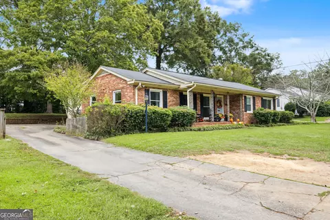 Exterior - 1120 Maple Dr, Griffin, GA 30224 photo 1 of 8
