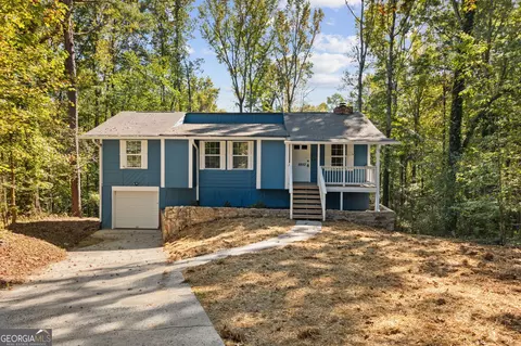 8852 Churchill Pl, Jonesboro, GA 30238