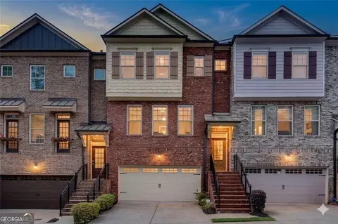 9005 Woodland Trl, Alpharetta, GA 30009