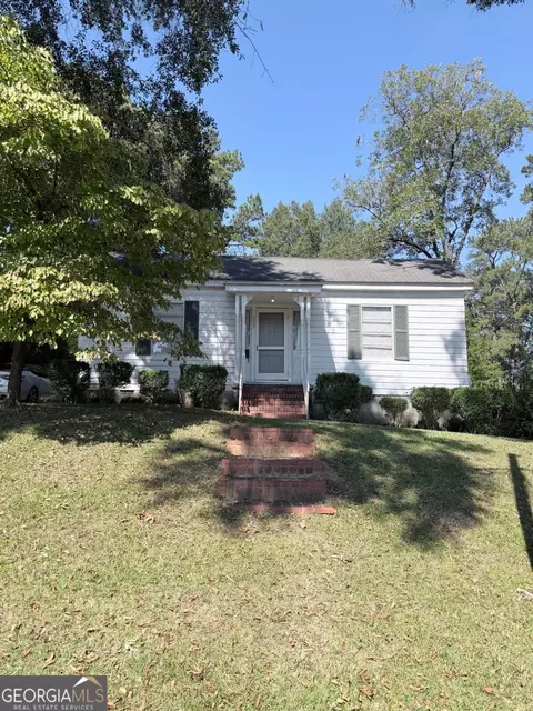 803 W Charlton St NW, Milledgeville, GA 31061