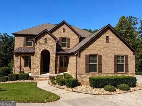 1060 Ashley Manor Dr, Roswell, GA 30075