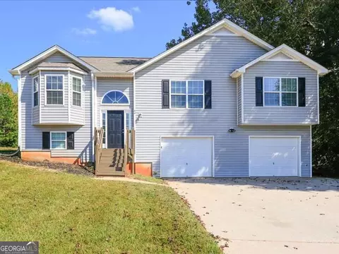 44 Twin Oaks Trl, Dallas, GA 30157