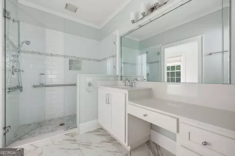 Bath - 186 Coventry Rd, Decatur, GA 30030 photo 2 of 3