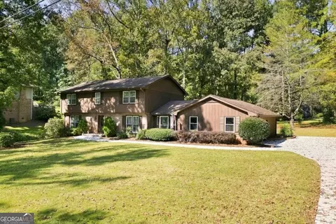 1130 Vermillion Ln SW, Marietta, GA 30060